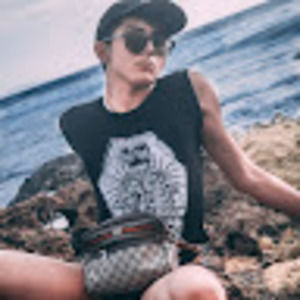 Meet your Posher, Jonathan